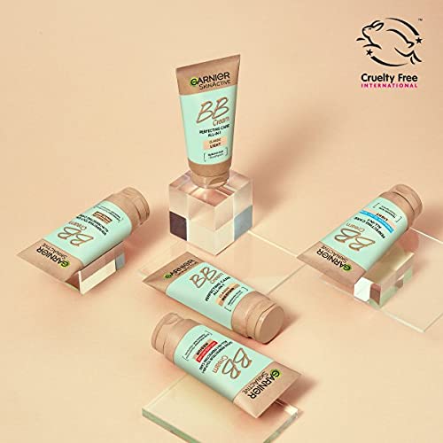 Garnier Oil-Free Perfecting All-in-1 BB Cream, Shade Medium, Tinted Moisturiser SPF25, Mattifies Skin & Evens Complexion, With Hyaluronic Acid, Aloe & Mineral Pigments, 50ml