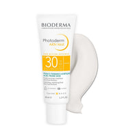 Bioderma Photoderm AKN Mat SPF 30 Anti-Blemish Sunscreen with Salicylic Acid for Combination to Oily Acne-Prone Skin 40ml