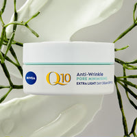 NIVEA Q10 Anti-Wrinkle Power Pore Minimising Day Cream SPF 15 (50ml), Anti-Wrinkle Face Cream with Skin Identical Q10 and Algae Extract, Face Cream for More Refined Skin