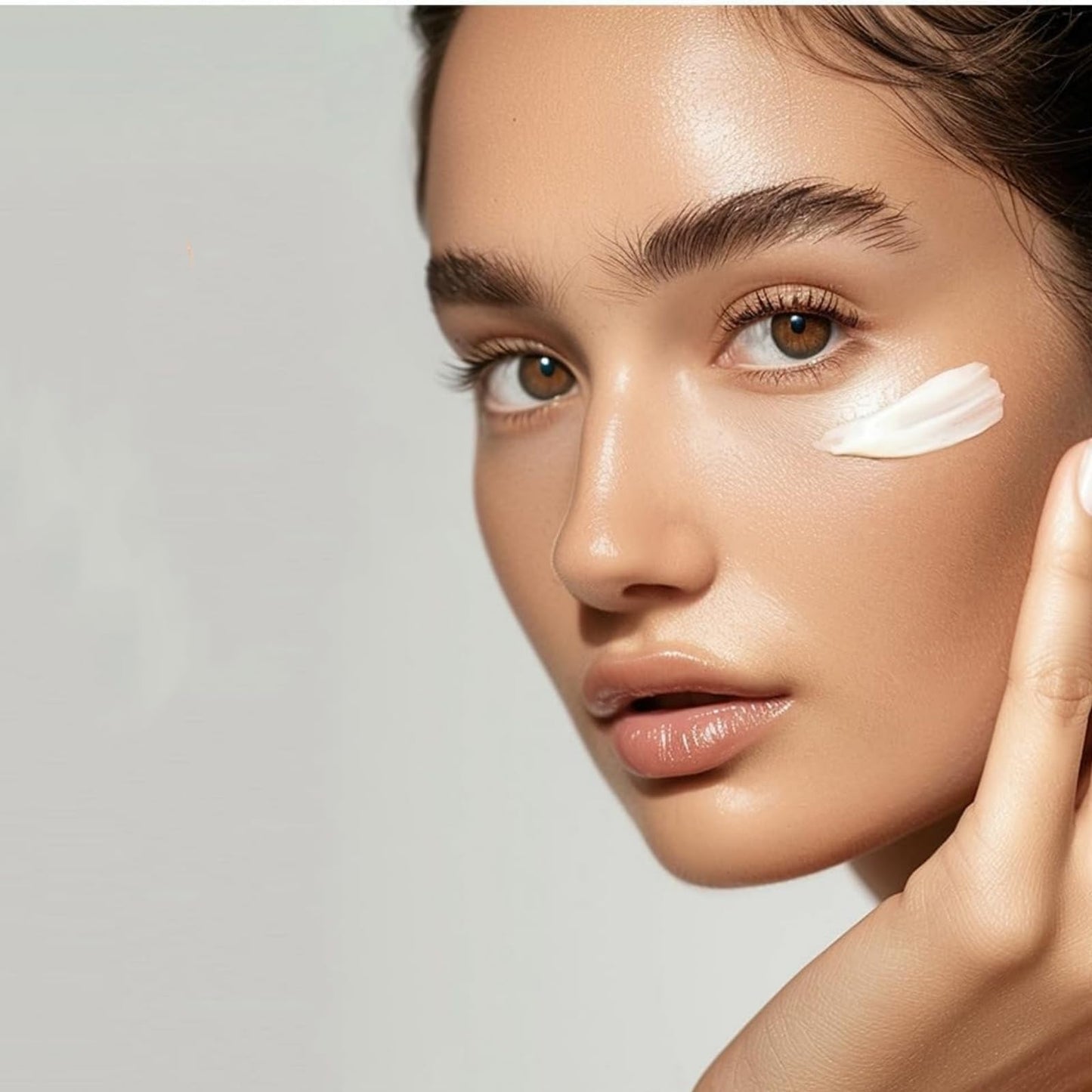 Yoowan Spf 100 Sunscreen,Sun Cream Spf 100,High Factor Sun Cream Sp-F 100,Pa+++,Light Uv Protetion Sunscreen For Face&Body,Long-Lasting Hydration,Water And Sweat Resistant,Refreshing,Non Greasy&Non Sticky