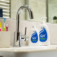 QV Gentle Wash 250g, Soap-Free, Moisturising, Low Irritant, PH Balanced, Body Wash for Eczema and Dry Skin Conditions