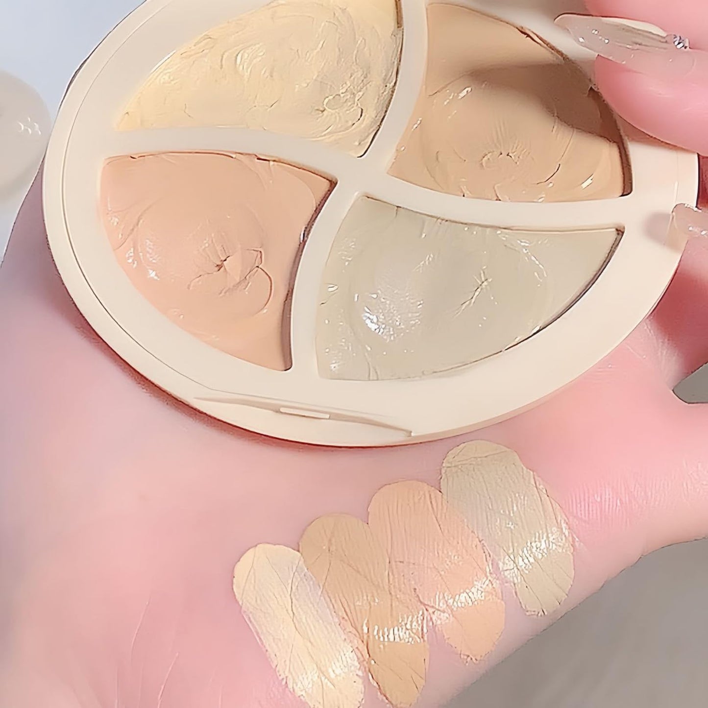 GEEWHILE Cream Concealer Full Coverage Palette, 4 Colour Concealer Makeup Palette Blendable Shades Cream Contour Palette, Silk Texture Waterproof Concealer Corrects Dark Circles Red Marks Scars