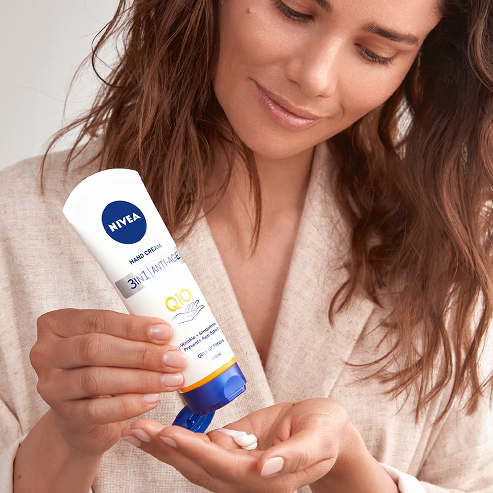 NIVEA 3in1 Q10 Anti-Age Care Hand Cream (100ml), Moisturising Hand Cream Reduces the Appearance of Wrinkles with Q10 and UV Filters, NIVEA Hand Cream for 24 Hour Moisture