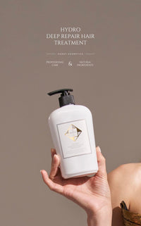 Hadat Hydro Deep Repair Hair Treatment, 500 ml: restores, moisturises and protects damaged hair with macadamia oil and hydrolysed collagen.