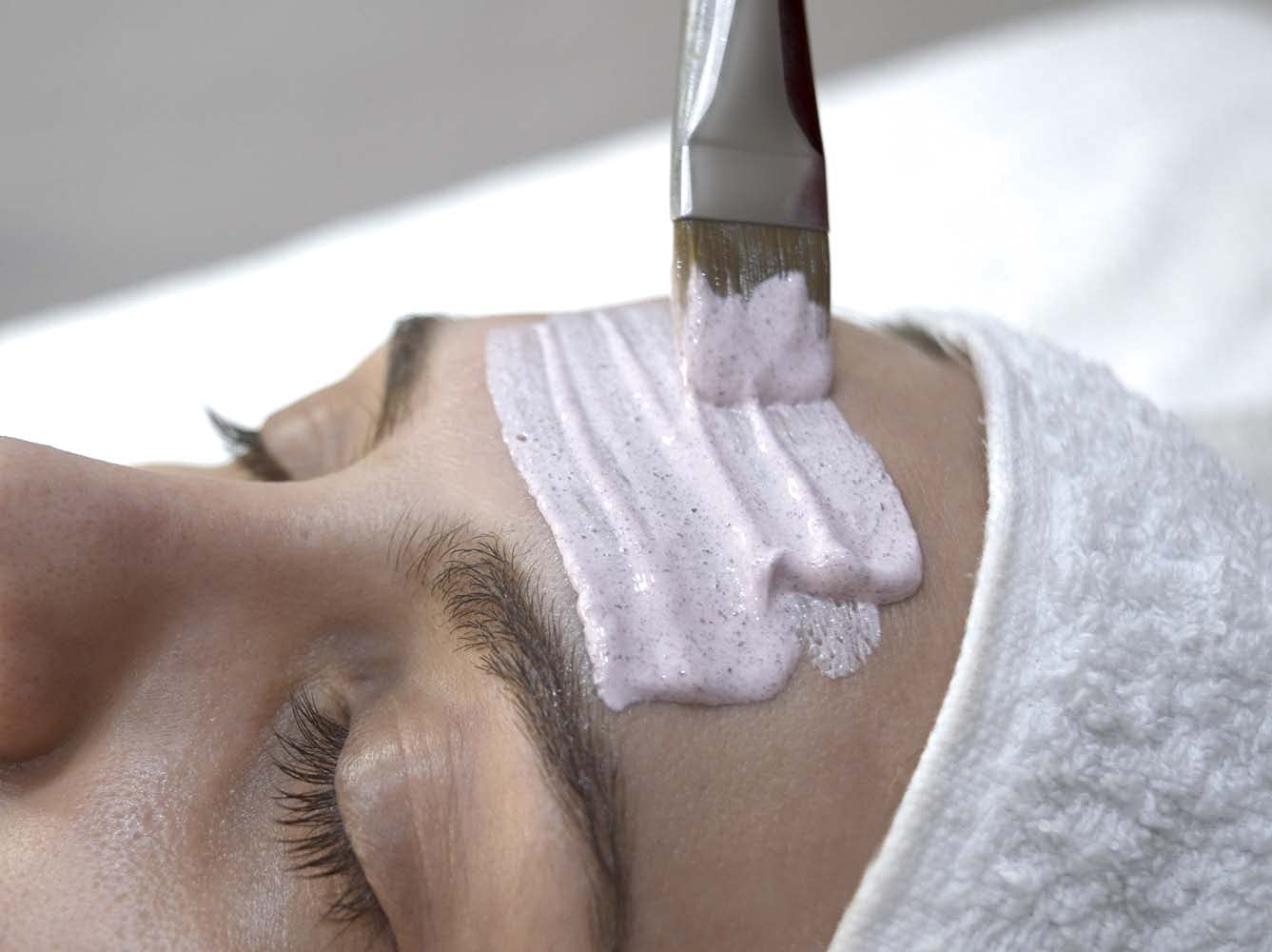 Dermastir Pre-Op Heating Exfoliating Mask - Deeply Cleanses pores, Detoxifies and Hydrates Skin - Made in France for All Skin Types - 15ml
