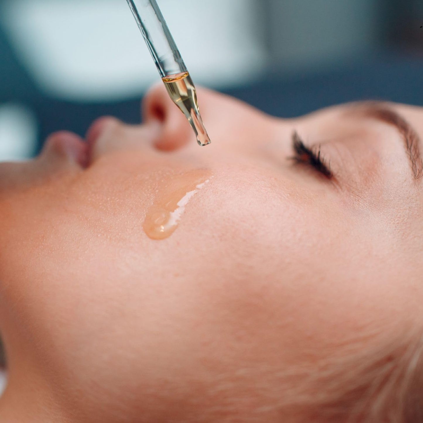 Euphoric Rain Rejuvenating Facial Oil | 100% Natural | Hydrating Face Oil | Vegan | Handmade in the UK | Increases Collagen production | Protects skin from Acne | Anti-ageing | Anti-wrinkle | 30ml