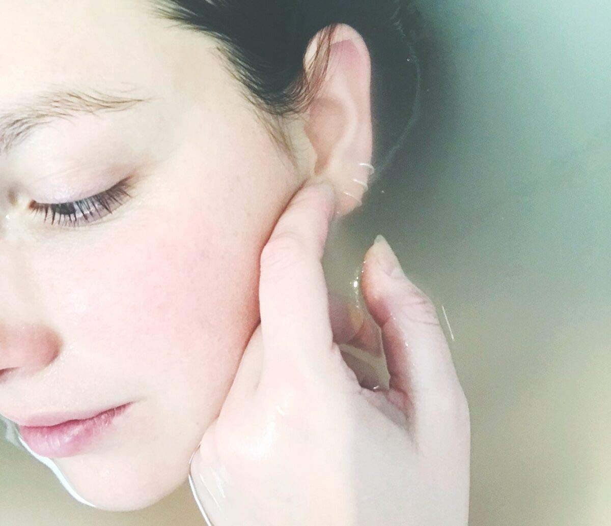 Generico Instant Filler Effect Professional Eye Serum - Instant Filler - 15 ml - Anti-Wrinkle Instant Lifting of Dark Circles and Puffiness - For Women and Men - Wow Effect Made in Italy