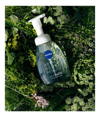 NIVEA Hand Soap Eco Refill Starter Kit, 1 Starter Kit + Refill Tab Lemongrass Scent, Hand Wash Soap, Skin-Friendly - Sustainable Hand Cleanser Solution