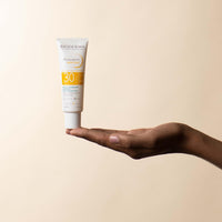 Bioderma Photoderm AKN Mat SPF 30 Anti-Blemish Sunscreen with Salicylic Acid for Combination to Oily Acne-Prone Skin 40ml