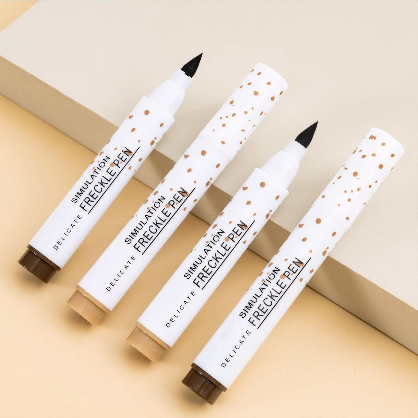 GMHLLES 4PCS Freckle Pen, Natural Lifelike Freckle Makeup Pen, Fake Freckles Waterproof and Long-Lasting for All Skin Types(Light&Dark Brown)