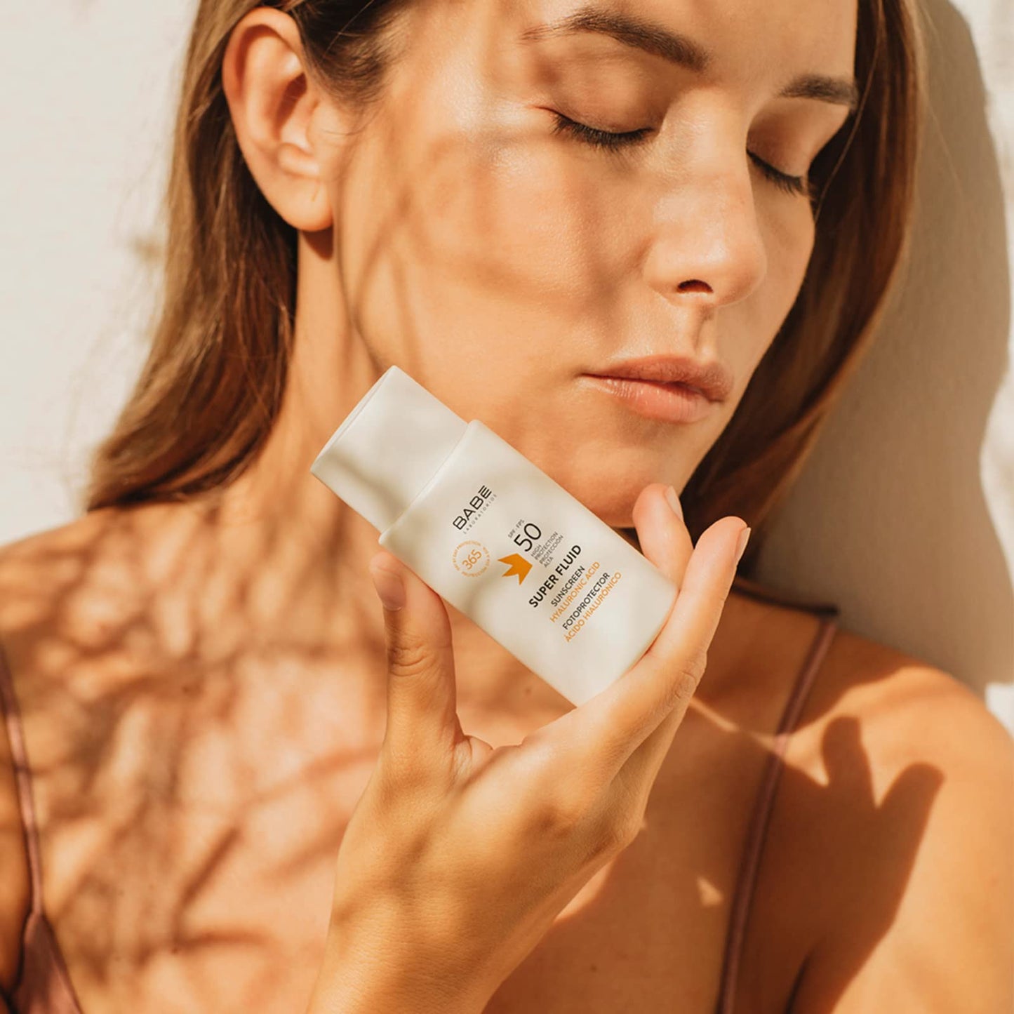 Laboratorios Babé - Super Fluid photo protection SPF 50 | sun protection | waterproof | all skin types | photo-aging | sun protection | 50 ml