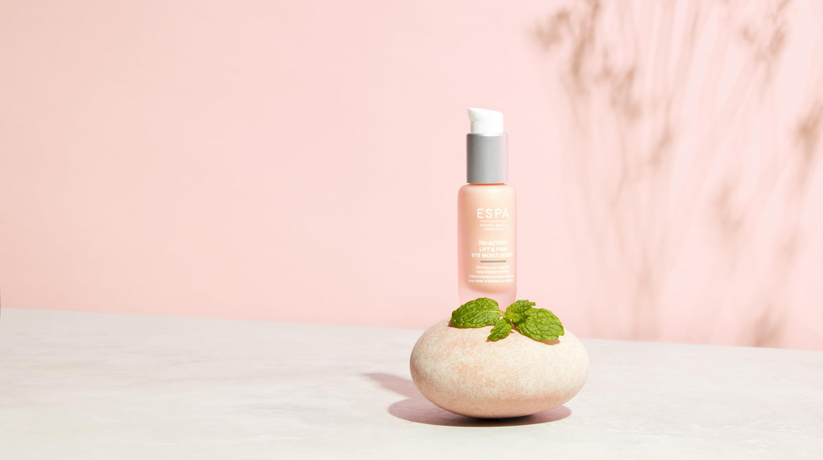ESPA | Tri-Active™ Lift & Firm Eye Moisturiser | 15ml | Reduce Fine Lines, Wrinkles, Puffiness & Eye Bags | Plumps, Firms & Aids Elasticity | Visibily Brightens | Aromatherapy & Essential Oils