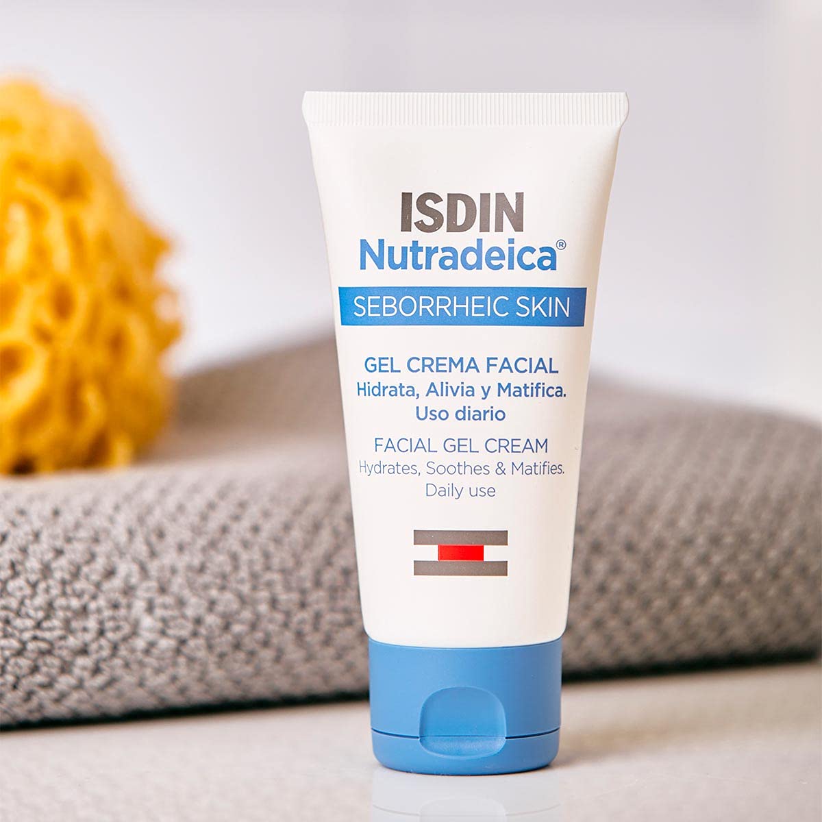 ISDIN Nutradeica Facial Gel Cream 50ml | For Seborrheic Skin | Hydrates, Soothes and Matifies skin