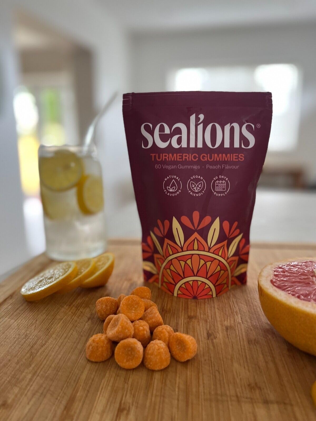 Sealions Turmeric Ginger and Black Pepper Gummies X 60 - High Strength Vegan Peach Flavour Chews - Alternative to Turmeric & Black Pepper Capsules for Men & Women