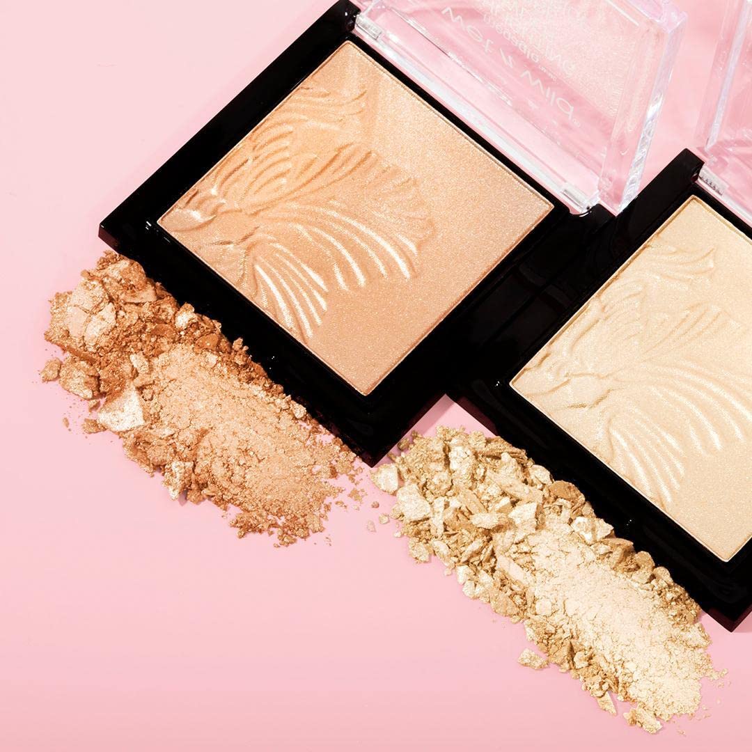 Wet n Wild, MegaGlo Highlighting Powder, Highly-pigmented Powder Highlighter with Ultra-pearly Finish and Easy-to-blend Formula, for a Silky and Shimmery Effect, Blossom Glow