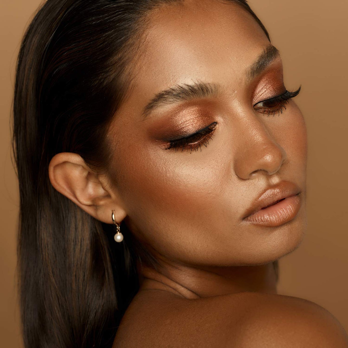 Barry M Cosmetics Nude And Neutral Eyeshadow Palette, Rich - 9 Natural Shades In Matte & Shimmer Highly Pigmented Rich Colours.