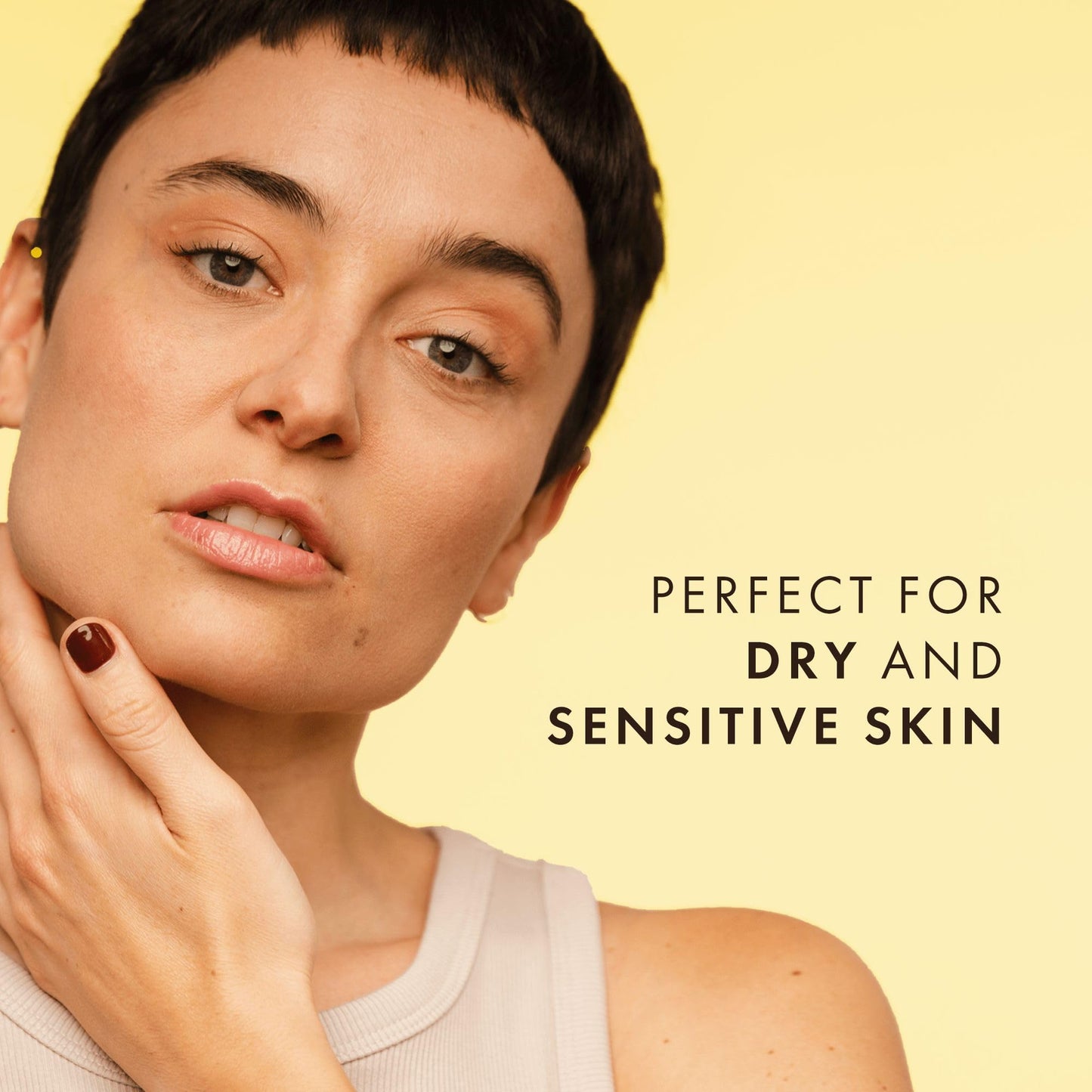 Olay Skincare Gift Set: Complete SPF 15 Face Moisturiser + Night Cream With Vitamin C, Skin Care Christmas Gifts For Women, 50ml + 50ml