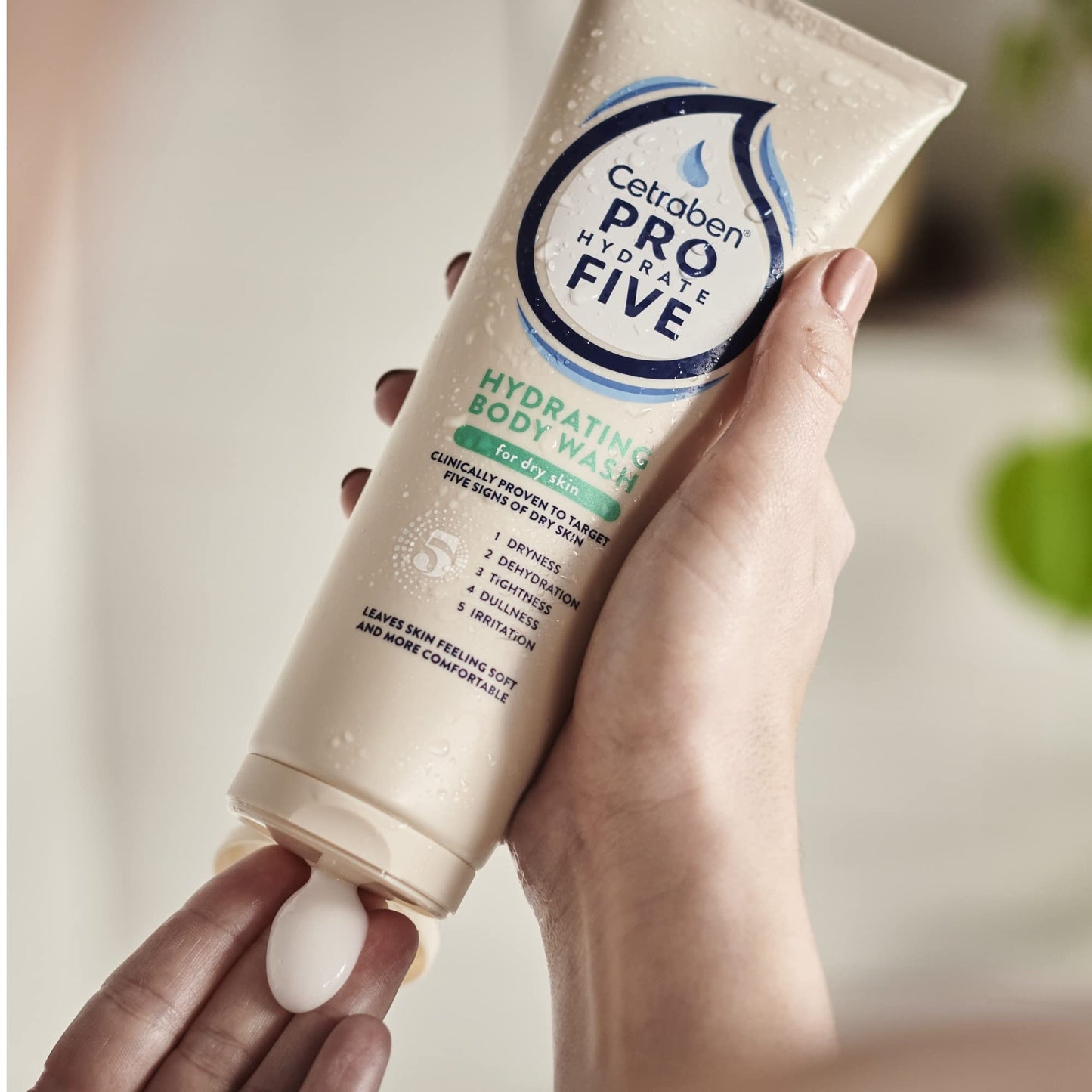 Pro Hydrate Five Daily Body Wash 250 ml with Ceramides and Vitamin B5, Perfect for Dry Skin, Vegan Friendly, Cruelty Free