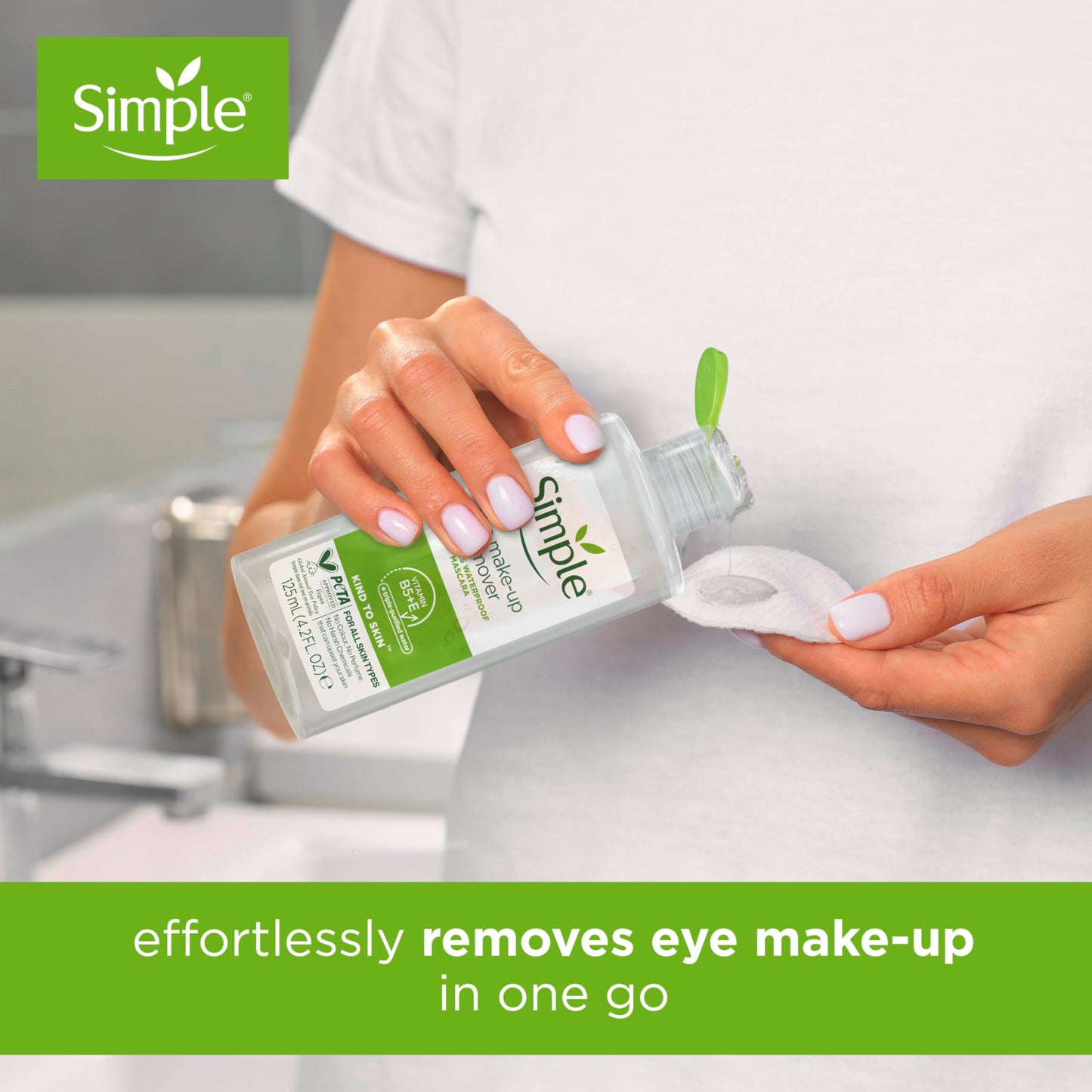 Simple Kind to Skin Eye Make-Up Remover oil-free for sensitive skin 125 ml