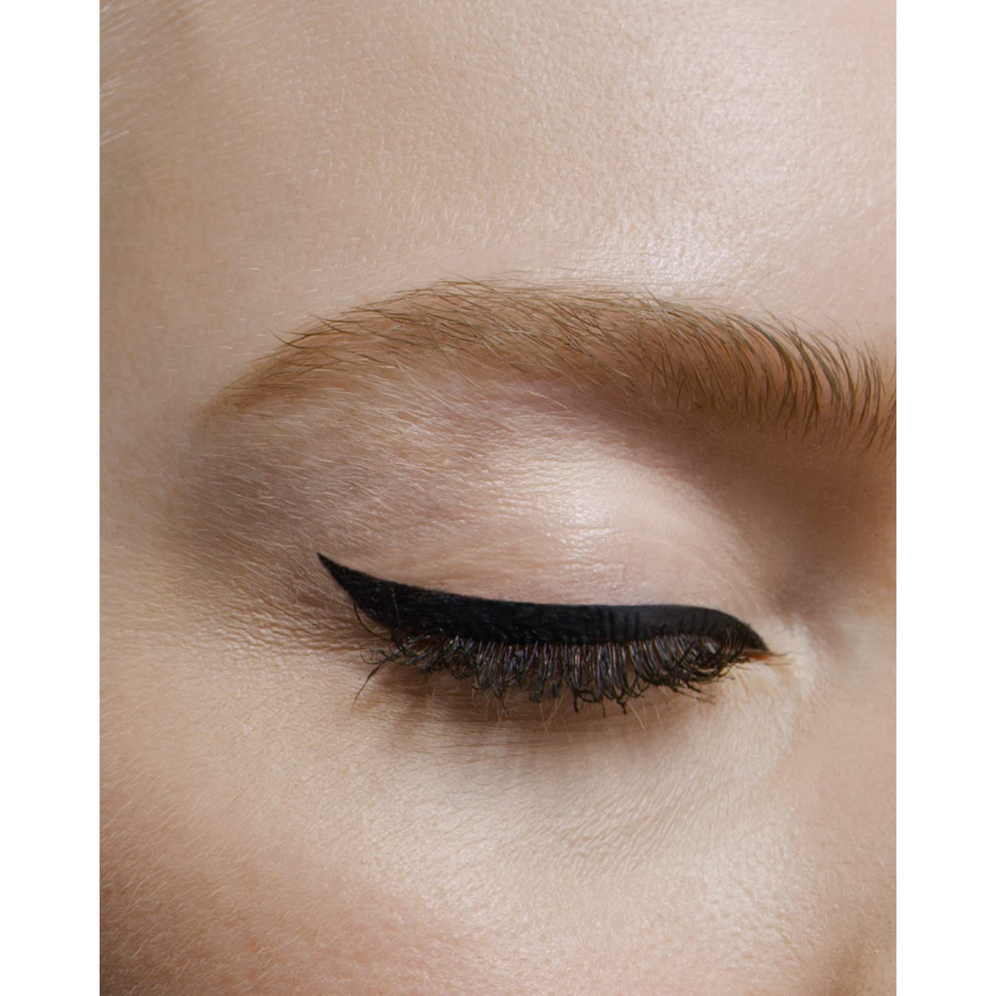 L'Oreal Paris Matte Signature Liquid Eyeliner 01 Black