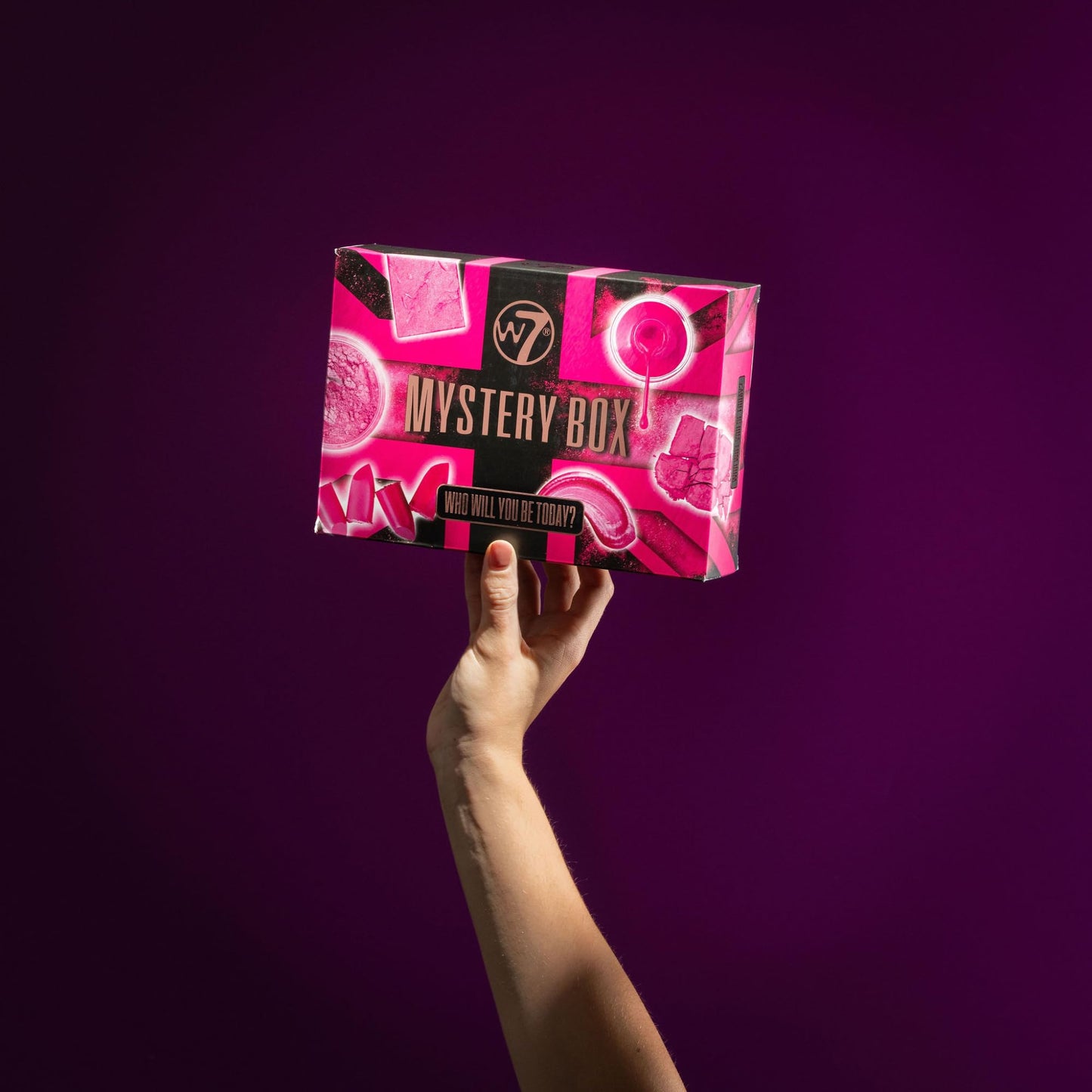 W7 | Makeup Set Box From W7 | Makeup And Cosmetics Gifting | Worth Up To £40 Of Product | Cruelty Free Makeup Set From W7 Cosmetics