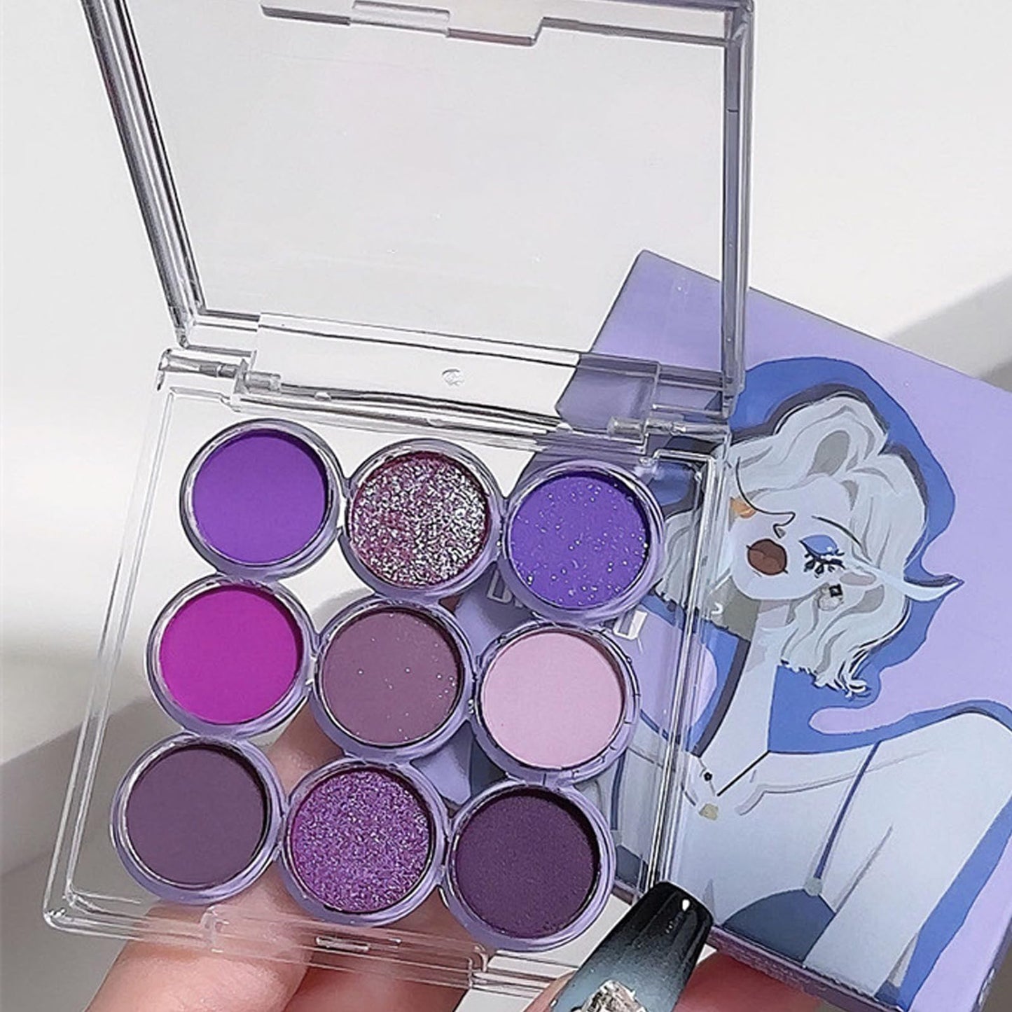 GEEWHILE Purple Eyeshadow Palette Violet Purple Eye Shadows Palette For Women, Long Lasting Shimmer Matte Eyeshadow Make-Up Palettes Waterproof Highly Pigmented Blendable Dream Purple Eyeshadow Palette