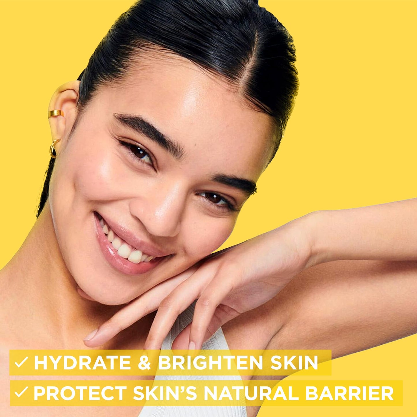 Garnier Vitamin C Brightening Cream Cleanser, Removes Makeup & Impurities, Hydrates & Brightens, For Dull & Uneven Skin, 250ml