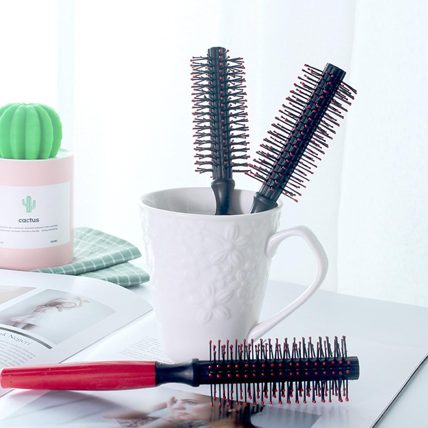 Professional Quiff Roller Round Hair with Red Rubber Grip Handle,Curly Hair Ideal round hair brush for men and Barbers