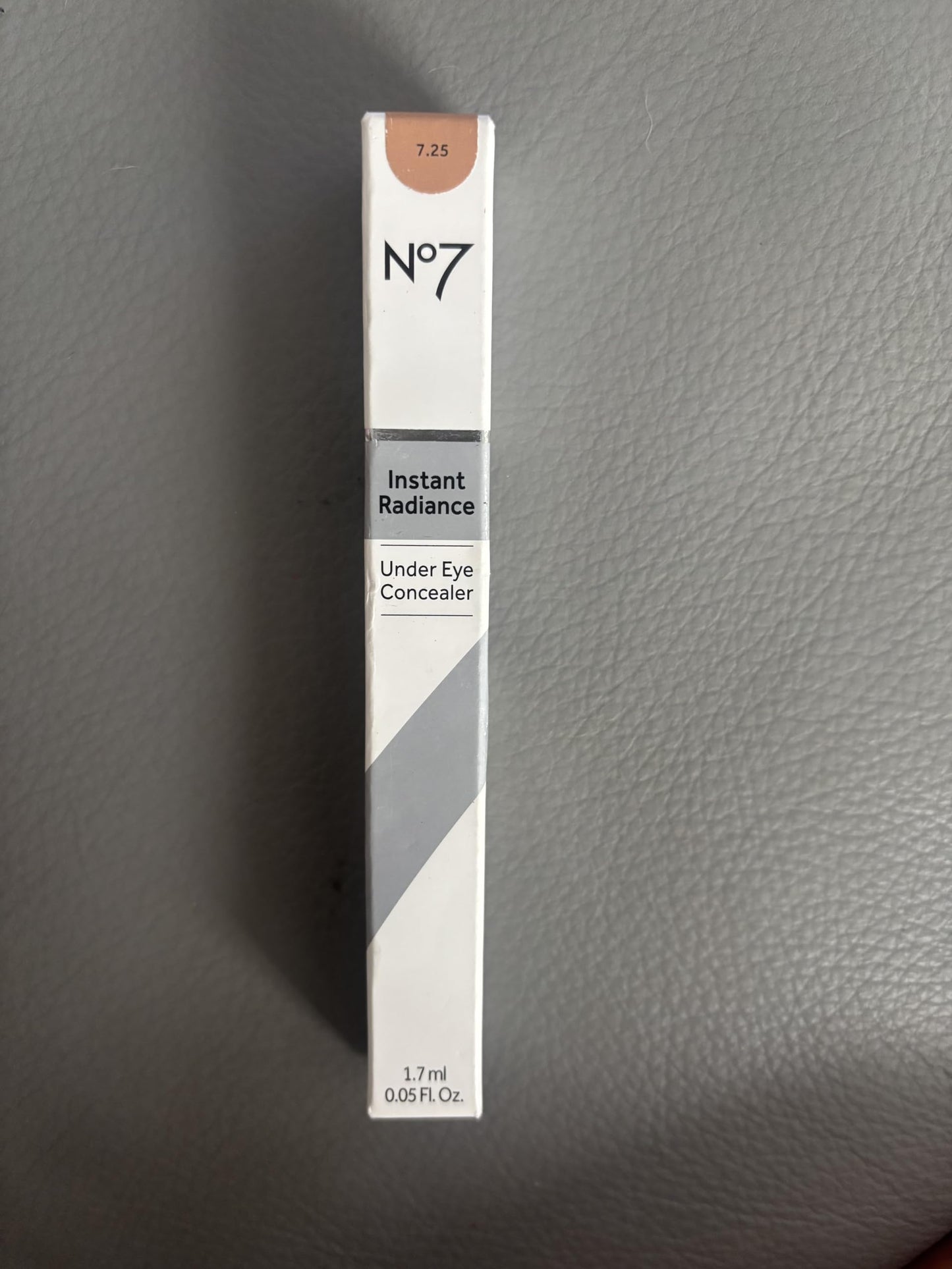 No7 Instant Radiance Under Eye concealer shade 7.25 1.7ml