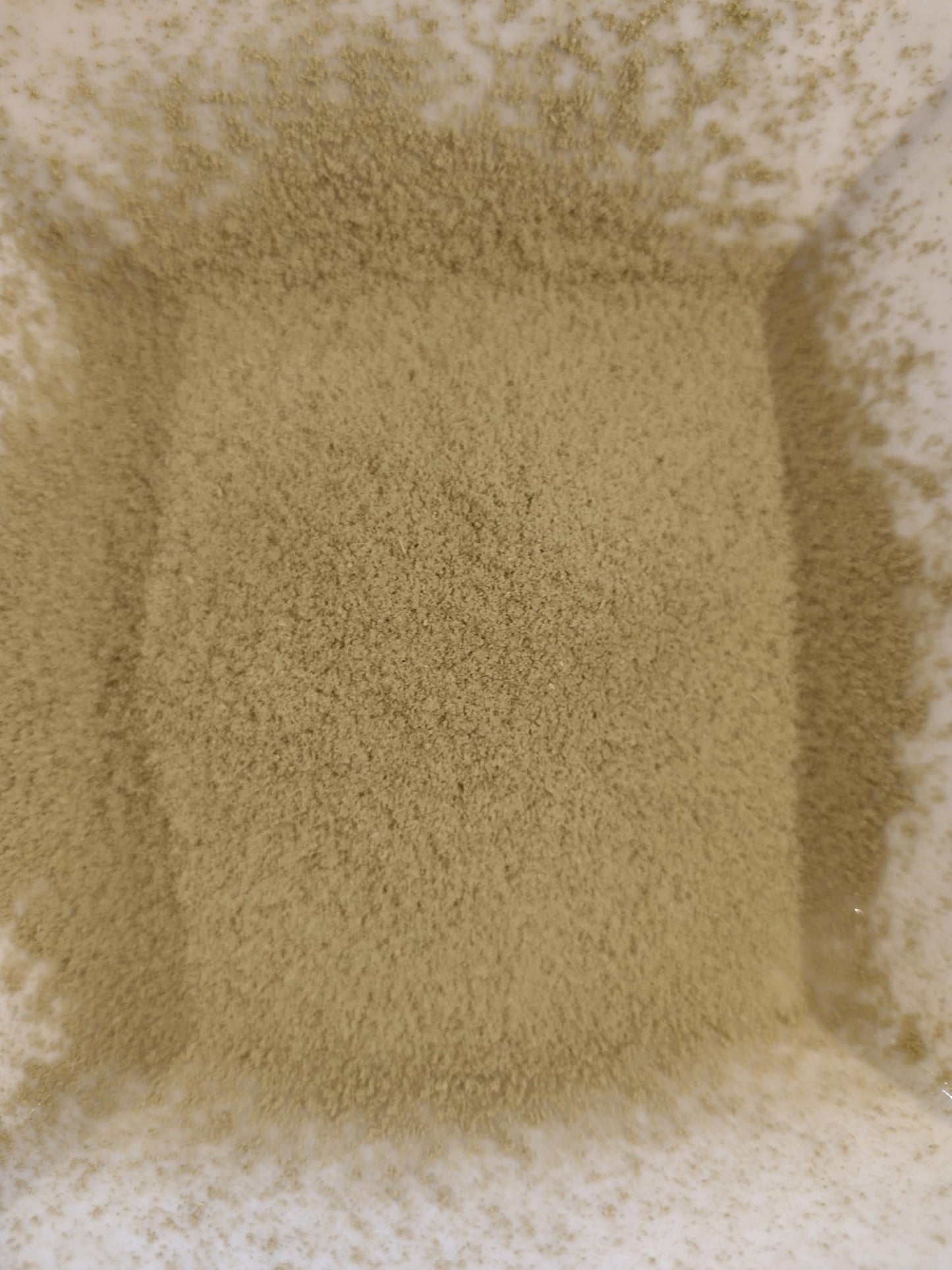 Harveza Pure Moringa Powder, 500g, from The South of India. A Source of Vitamins A and C, Calcium and Iron.