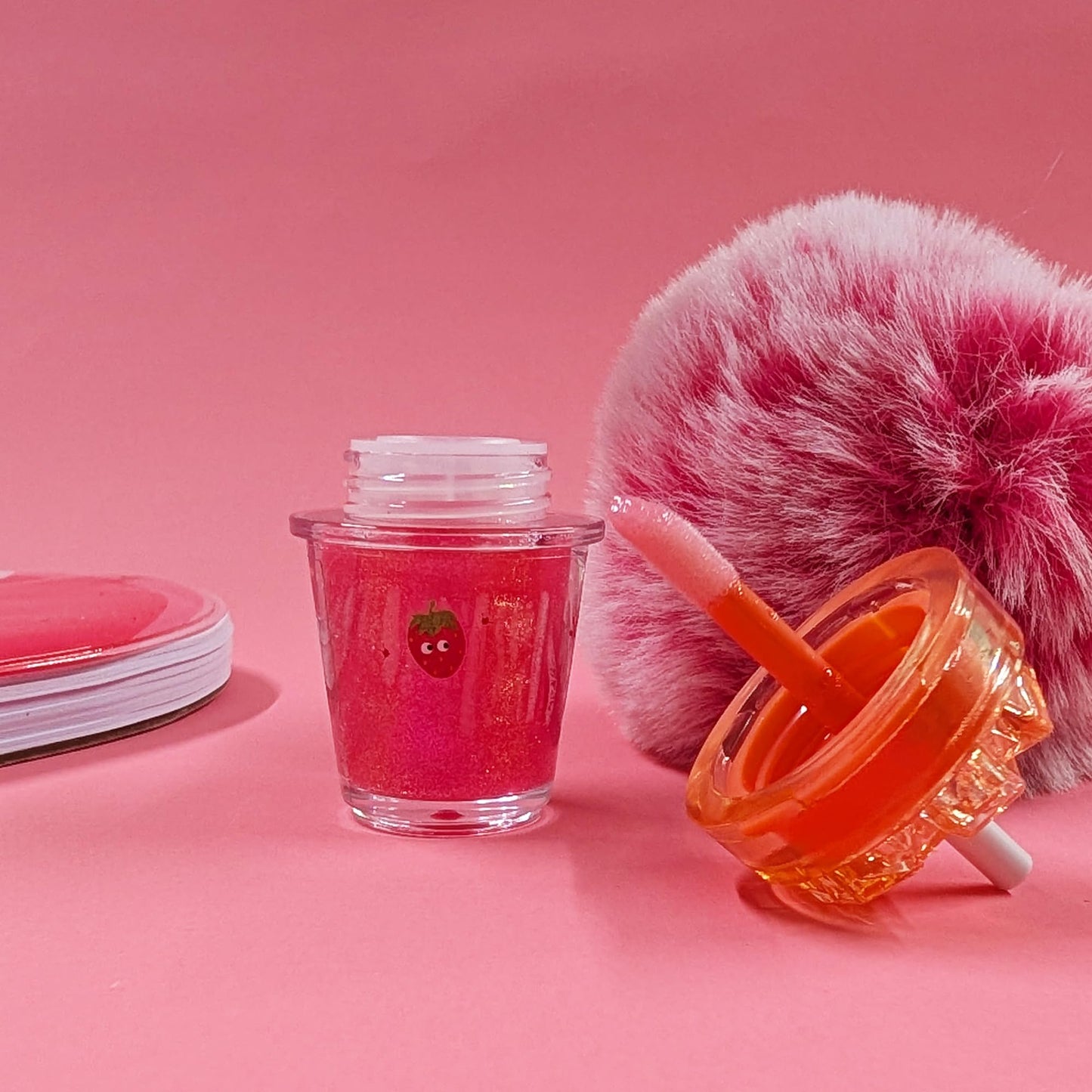 Tinc Scented Sparkly Lip Gloss - Ice Design - Delicious Scents: Strawberry and Blueberry - Lip Moisturising - Gift Idea - 2 in Pack