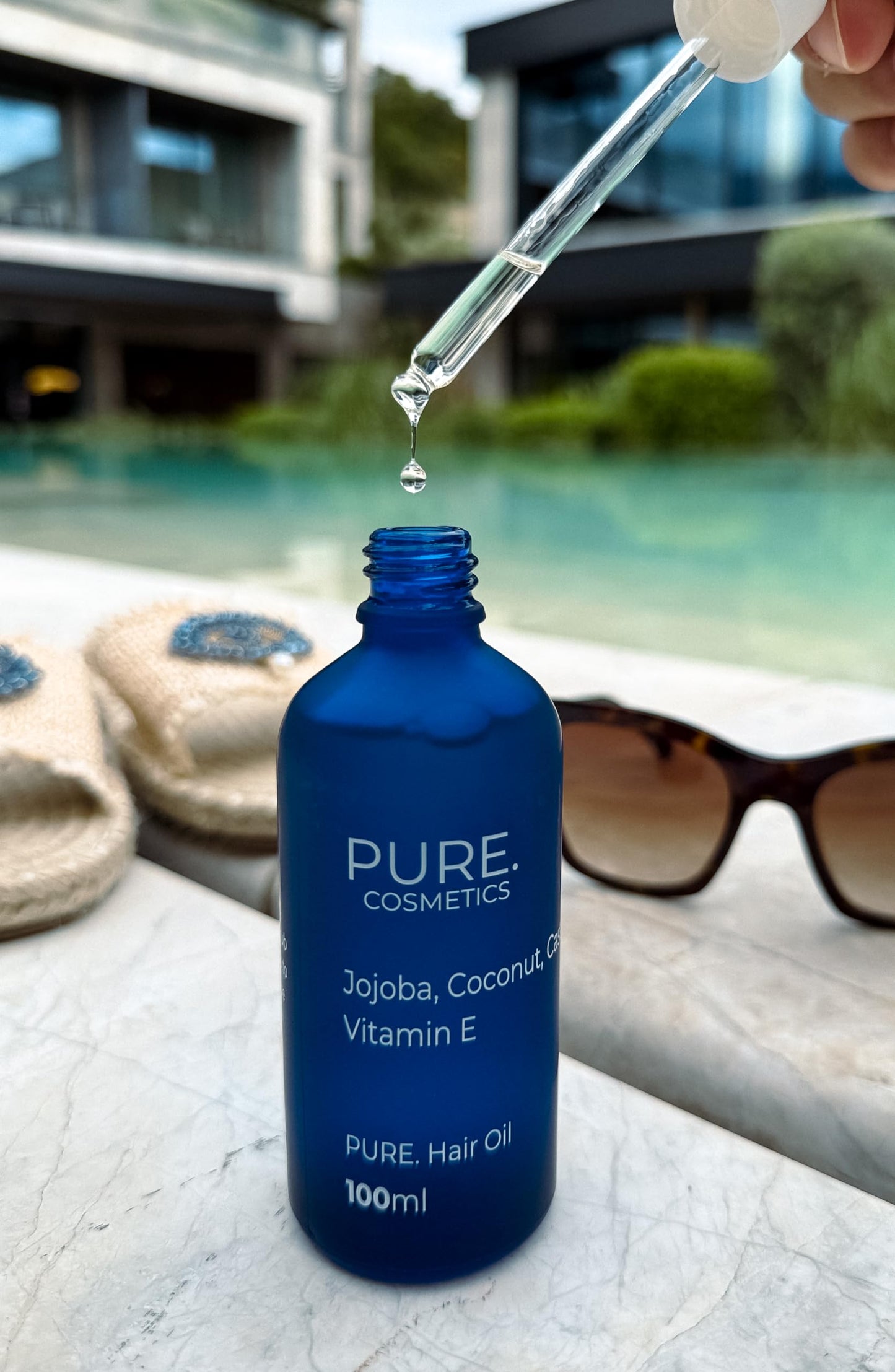 PURE. COSMETICS PURE. HAIR OIL - 100% Natural; Hydrating Hair Oil, Hair Growth Oil, Scalp Oil. With Jojoba Oil, Coconut Oil, Castor Oil, Vitamin E Oil - Vegan friendly.