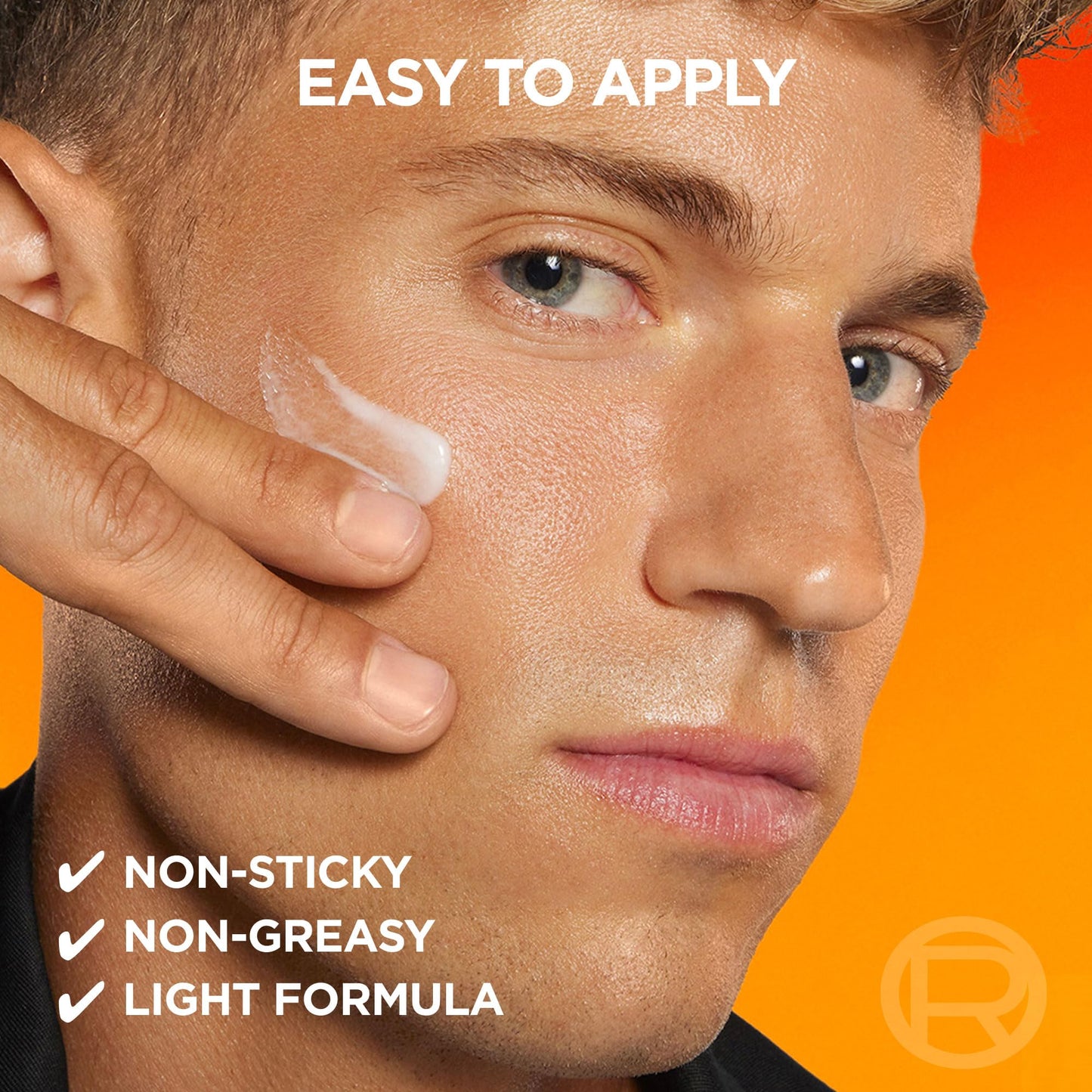 L’Oréal Paris Men Expert Protective Anti-fatigue Moisturiser With SPF 15 for Men 50ml, Hydra Energetic Moisturiser With Vitamin C*, for Tired and Dry Skin, Hydrates and Protects Skin
