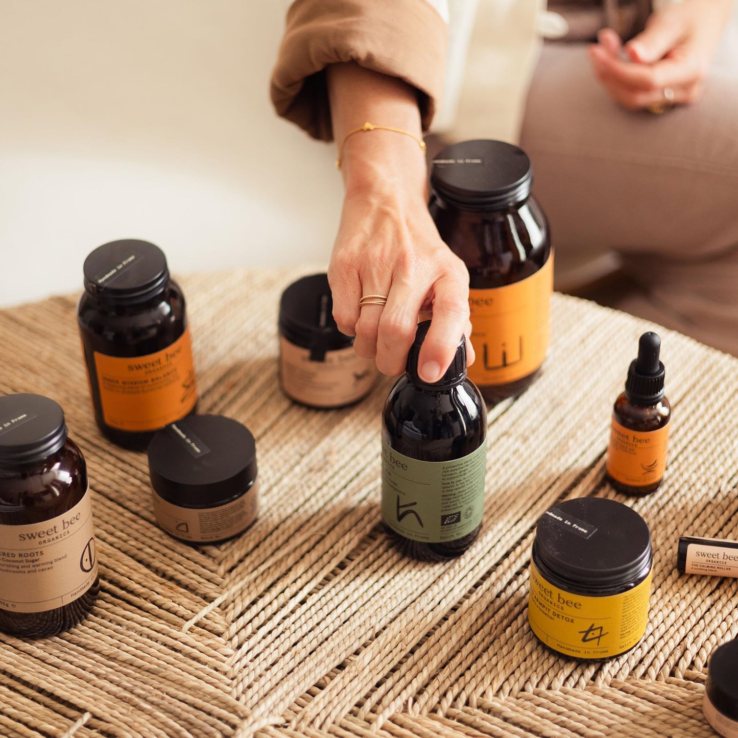 Sweet Bee Organics Sweet Bee Face Oil for Dry Skin - Neroli Essential Oil & Frankincense Oil Essential for Skin - Deeply Nourishing & Hydrating Facial Oils for Women with Vitamin E Oil for Radiant and Glowing Skin