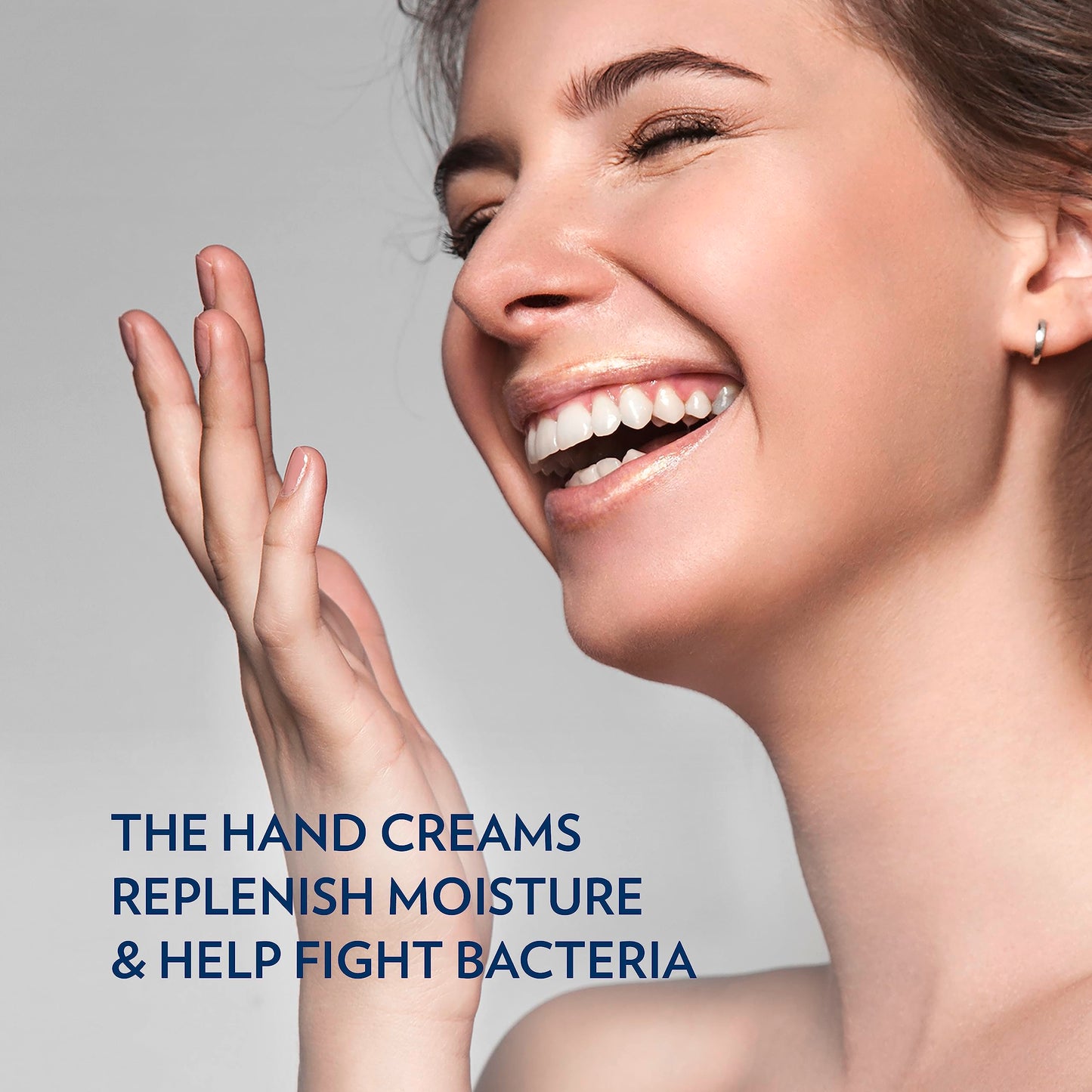 Vaseline On-The-Go Beauty Bag Gift Set with 2 anti-bac hand creams and a lip balm for moisturised lips and hands 3 piece