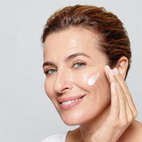 L'Oreal Paris Age Perfect Collagen Expert Retightening Care Night Cream, Anti-Sagging Plus Anti Age Spots Night Moisturiser Cream Targets Age Spots 50 ml