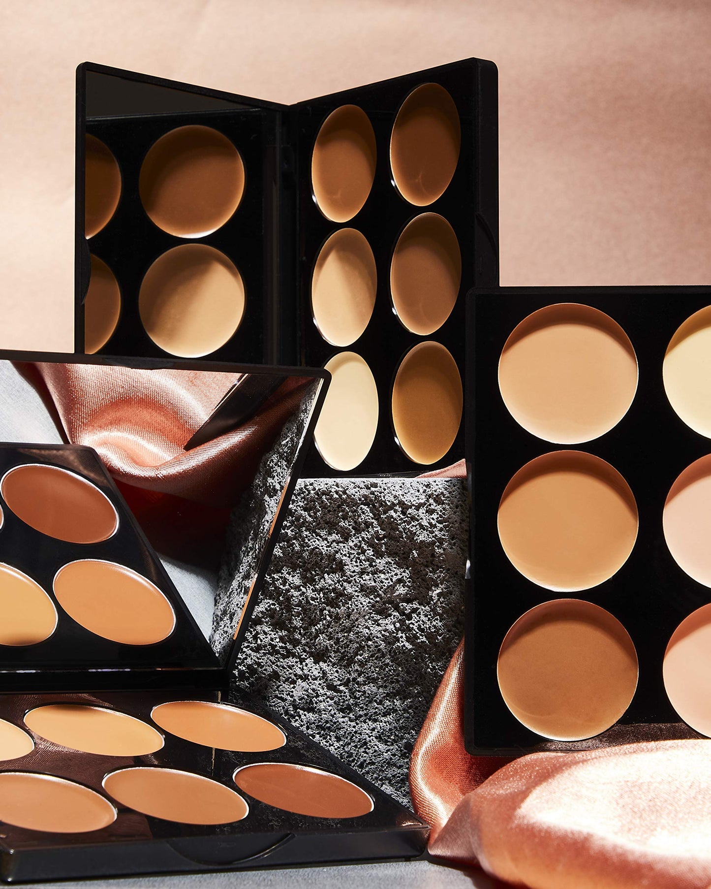 Sleek MakeUP Cream Contour Kit, 6 Easily Blendable Colours for Smooth and Long Lasting Contour, Extra Dark