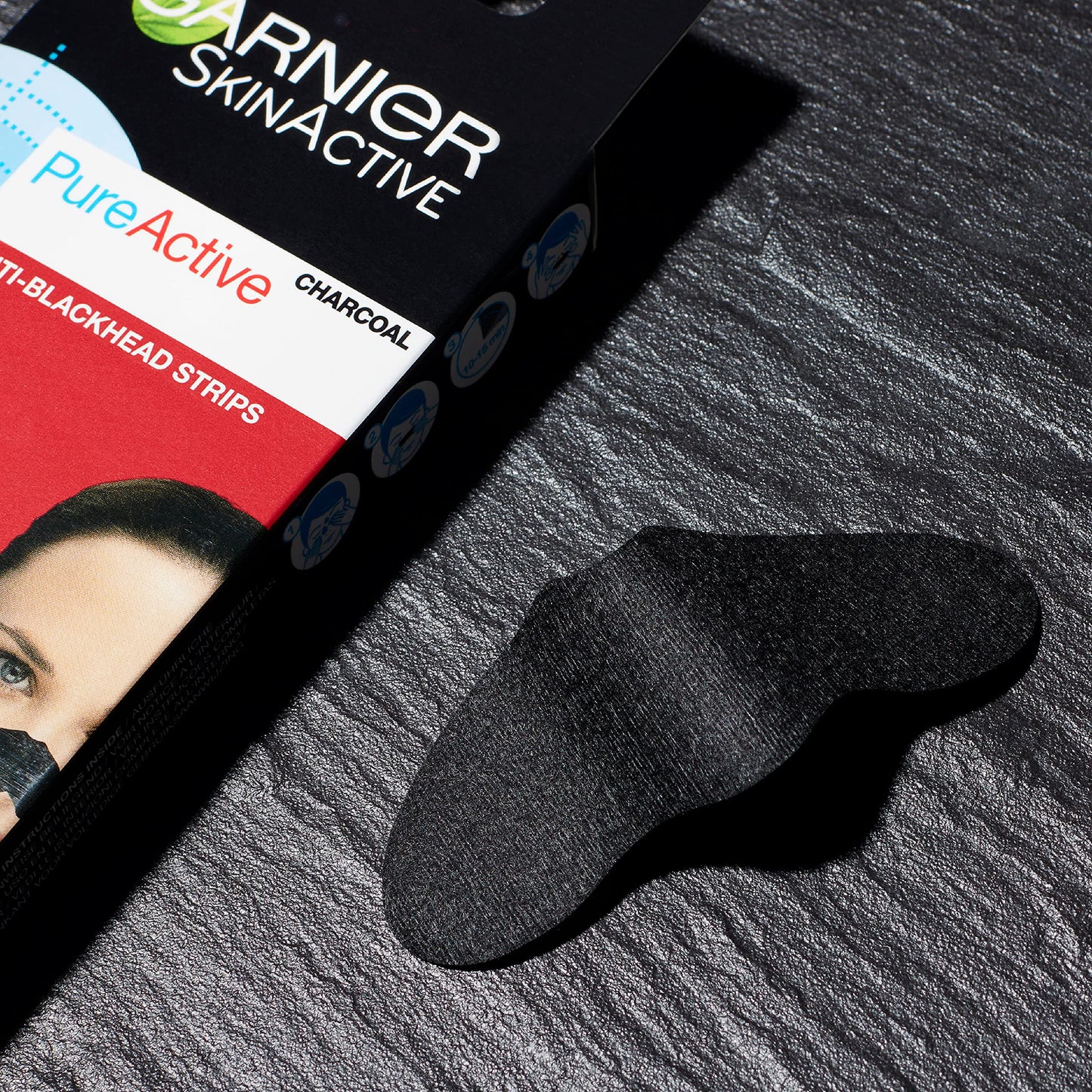Garnier Pure Active Anti-Blackhead Charcoal Nose Strips, Pack Of 4