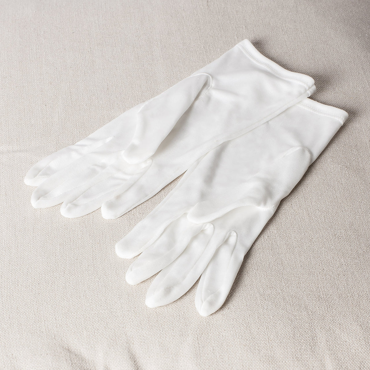 Jasmine Silk Ultmate Pure Silk Moisturising Gloves Adult Eczema Hands Skincare One Size - Unisex