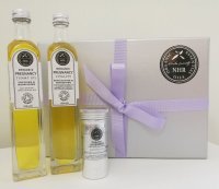 Organic Mum to be Gift Box by NHR Organic Oils