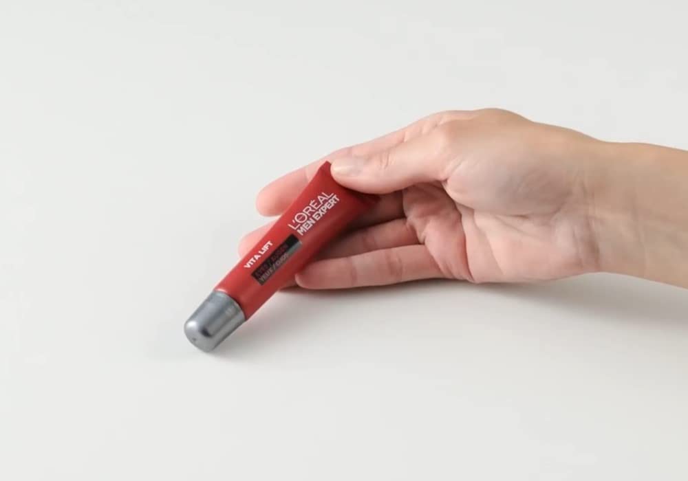 L'Oréal Paris Men Expert Anti-Ageing Eye Cream, Vita Lift Anti-Wrinkle Mens Eye Cream Targets Eye Bags, 15 ml