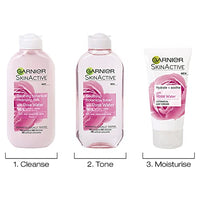Garnier Natural Rose Water Toner Sensitive Skin 200ml (Packaging May Vary)