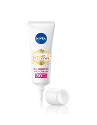 NIVEA Luminous 630 Even Glow Day Cream, Oil Control, SPF50, 10ml