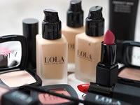 Lola Make-Up Flawless Matte Long Lasting Liquid Foundation, Light, Full Coverage, Buildable, Long Lasting, Vegan, No.B41 Light