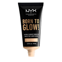 NYX Born To Glow Naturally Radiant Foundation 30 ml - Pale