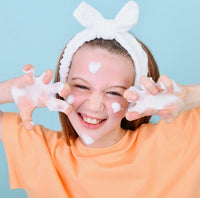 LAV KIDS Lav Kids 3-Step Daily Skincare Set for Kids – Foaming Cleanser 100ml, Face Cream 50ml, SPF 50 Sunscreen 50ml – Hypoallergenic with Hairband & Travel Mesh Bag – Gentle for Sensitive Skin (Moisturusing)