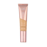 LUNA BY LISA JORDAN LUNA Silk Foundation in MEDIUM Shade - Contains Hyaluronic Acid, Vitamin C & A, Aloe Vera, and Shea Butter - Brightening Dewy Foundation Makeup - Hydrating Cream Foundation for Dry Skin