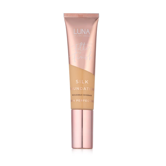 LUNA BY LISA JORDAN LUNA Silk Foundation in MEDIUM Shade - Contains Hyaluronic Acid, Vitamin C & A, Aloe Vera, and Shea Butter - Brightening Dewy Foundation Makeup - Hydrating Cream Foundation for Dry Skin