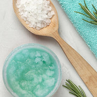 PraNaturals Dead Sea Salt Scrub, 100% Nourishing & Exfoliating, Mineral Rich Smooths Brightens & Moisturizes Skin, Enriched with Mango & Kiwi Scent (2x 500g)