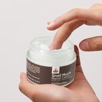 NATUREGURU Snail Mucin Repair Cream Moisturizer Daily Face Moisturizer Hydrating Repair Face Gel Cream for Dry & Sensitive Skin, All Skin Types 50g / 1.76oz